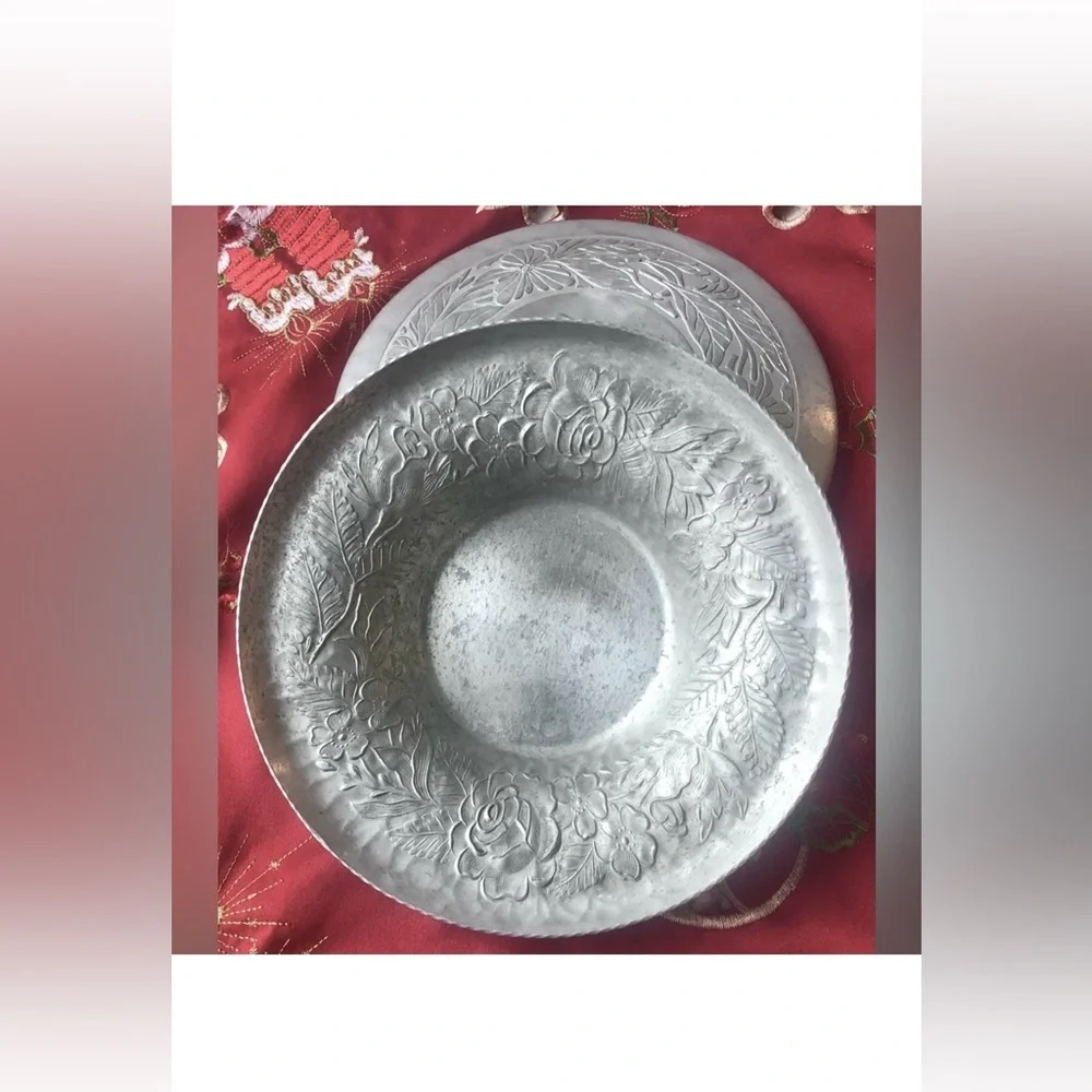 Everlast Silver Decorative Covered Casserole Pan